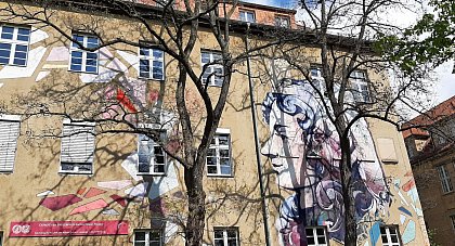 Wandbild am Dorothea-Erxleben-Lernzentrum Halle (Foto: FrauenOrte Sachsen-Anhalt)